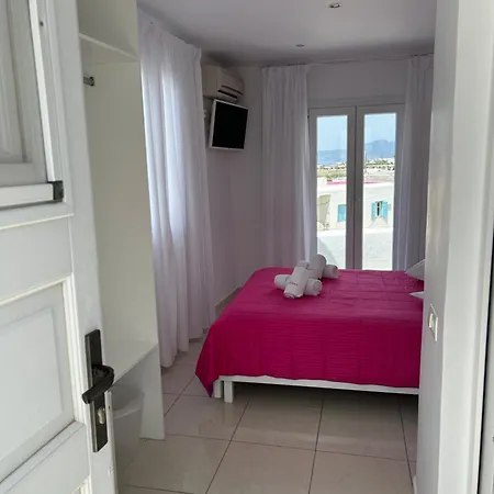 밀레나 Mykonos Town