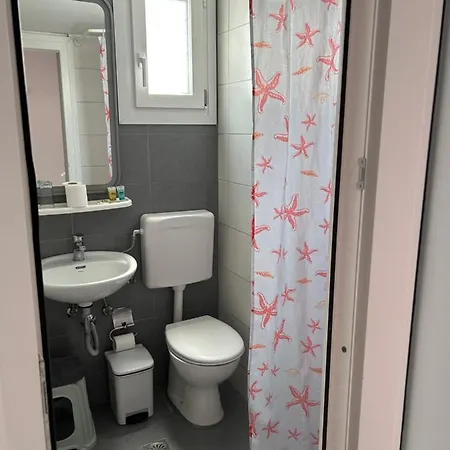 ميلينا Mykonos Town